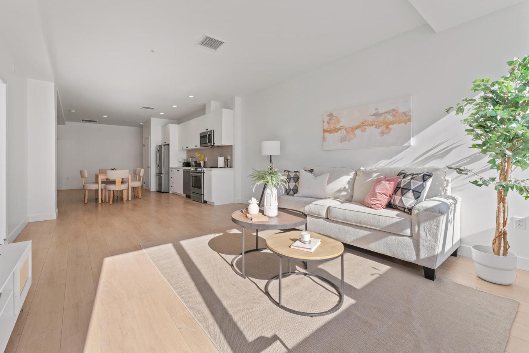 Stylish Westwood - Steps From Ucla-2 Bedroom 2 Bath Apartamento